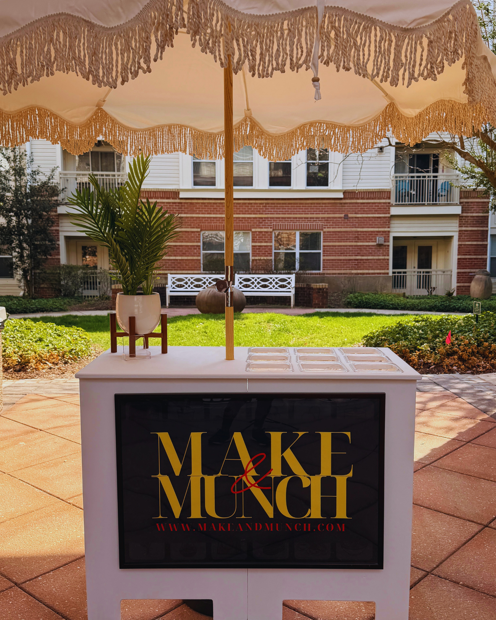 Make and Munch Event Cart - White